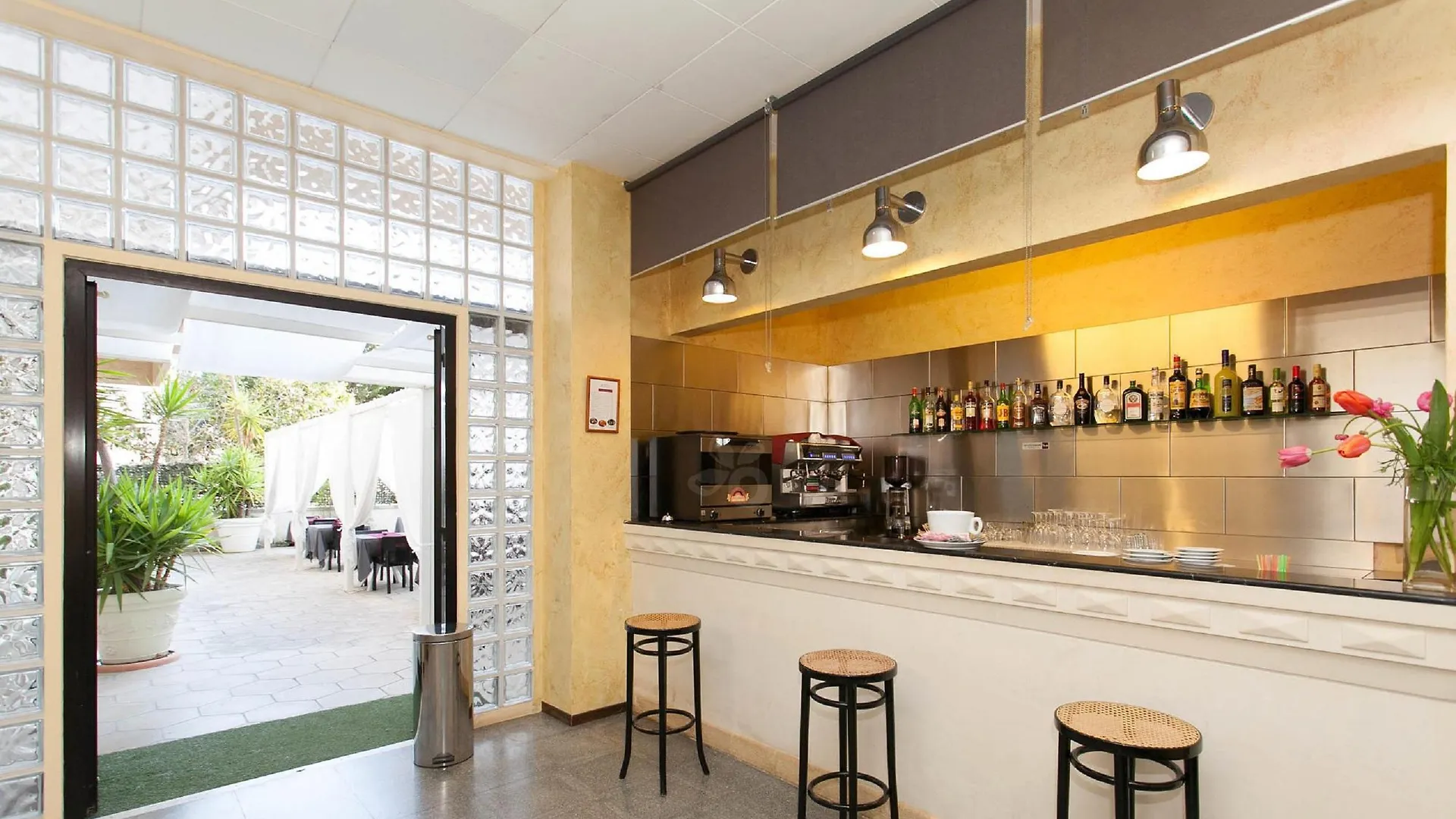 Hotel Zenit Salento Lecce 3*,  Italia
